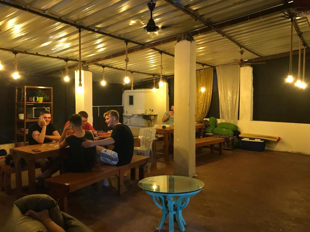 كالانغيُت Aerostel - Backpacker'S Hostel In Goa المظهر الخارجي الصورة